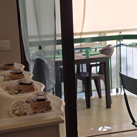 Bed and Breakfast Ad Un Passo Dal Mare Praia a Mare Exterior foto