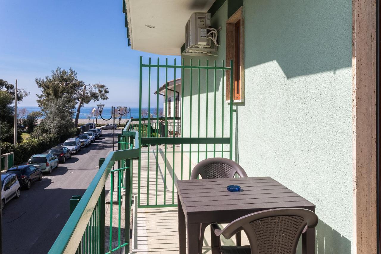 Bed and Breakfast Ad Un Passo Dal Mare Praia a Mare Exterior foto