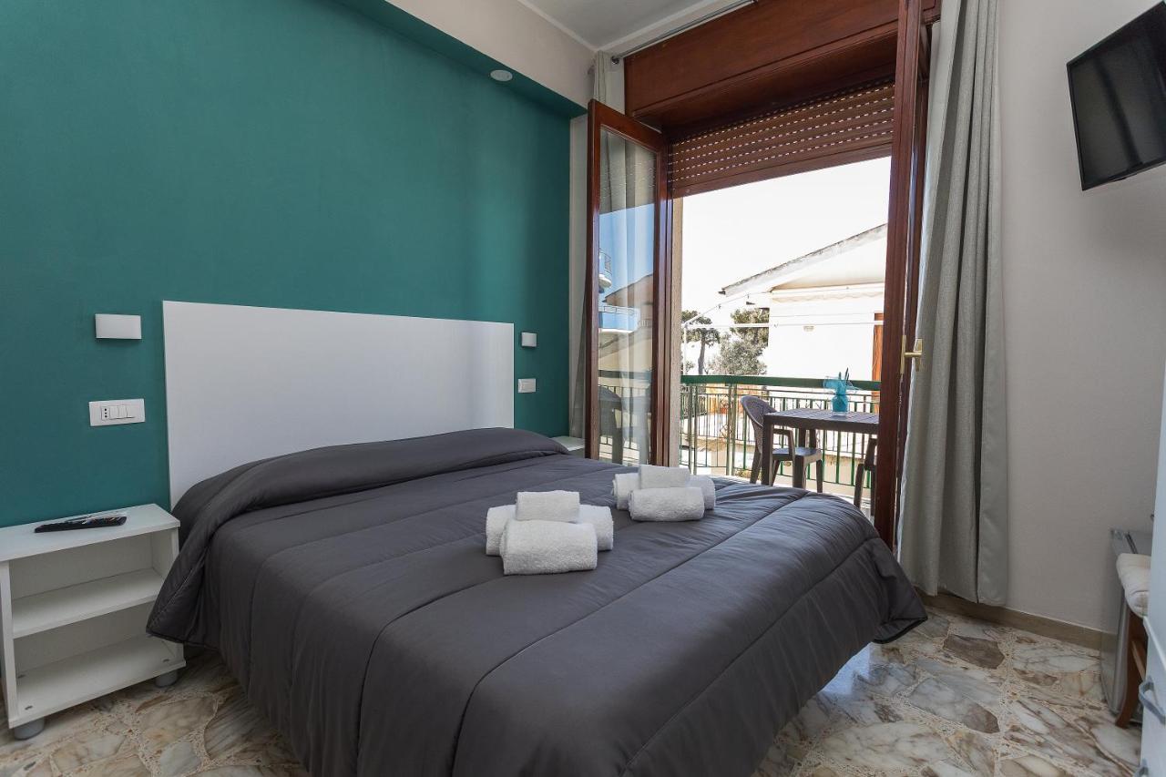 Bed and Breakfast Ad Un Passo Dal Mare Praia a Mare Exterior foto