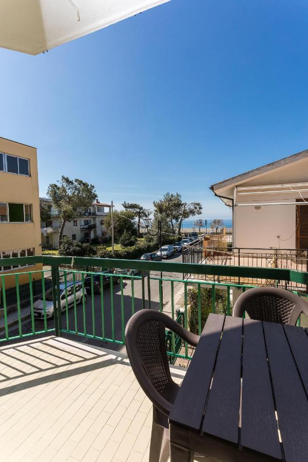 Bed and Breakfast Ad Un Passo Dal Mare Praia a Mare Exterior foto
