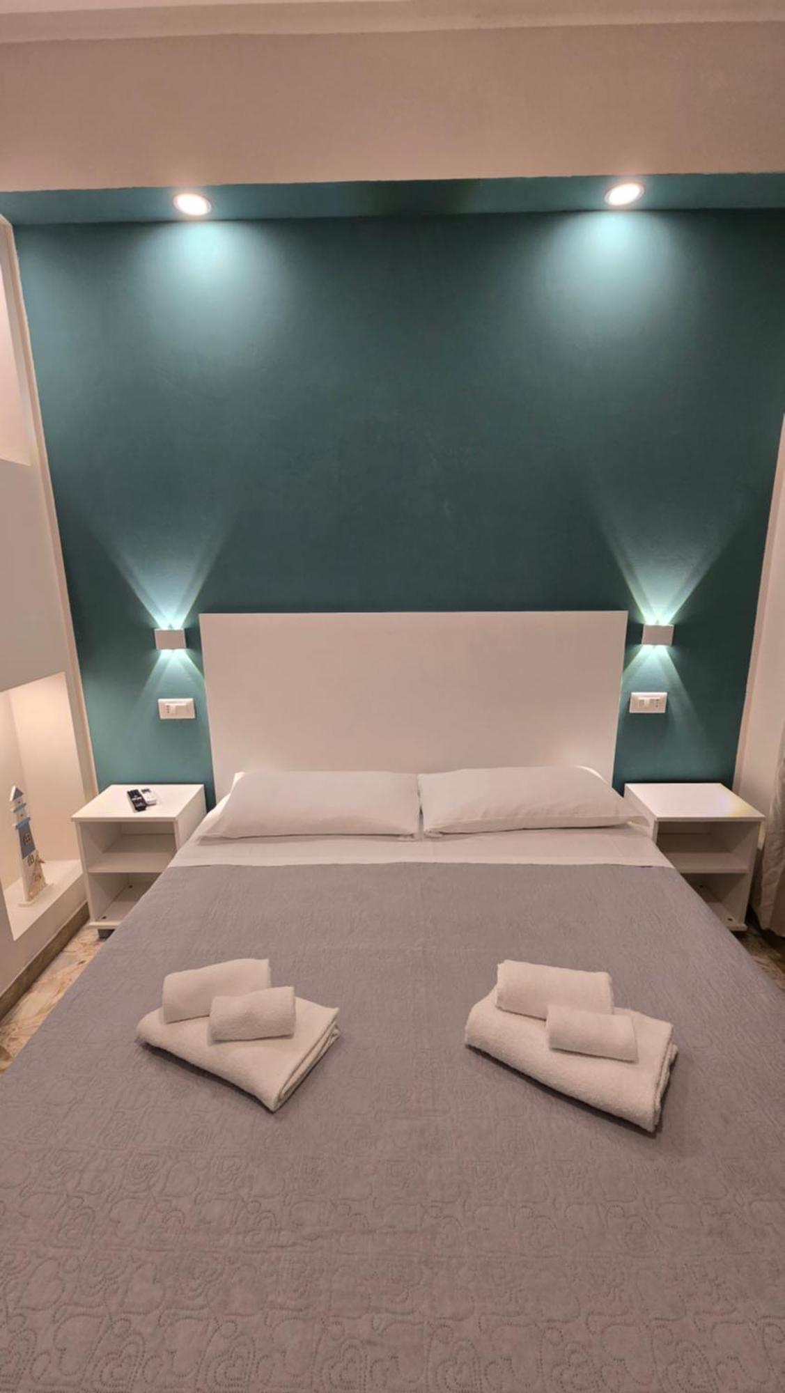 Bed and Breakfast Ad Un Passo Dal Mare Praia a Mare Exterior foto